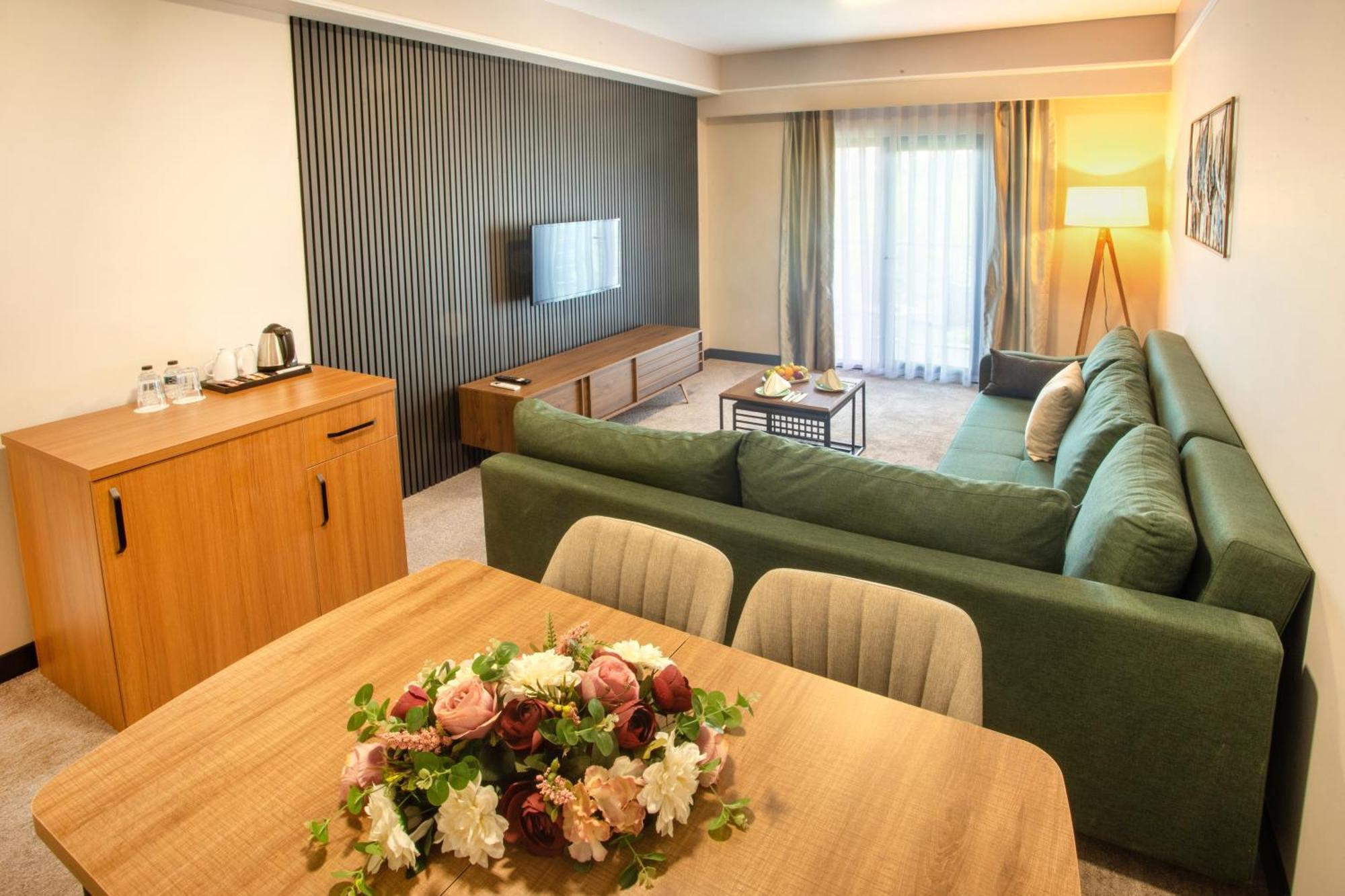 First Joy Hotel トラブゾン エクステリア 写真