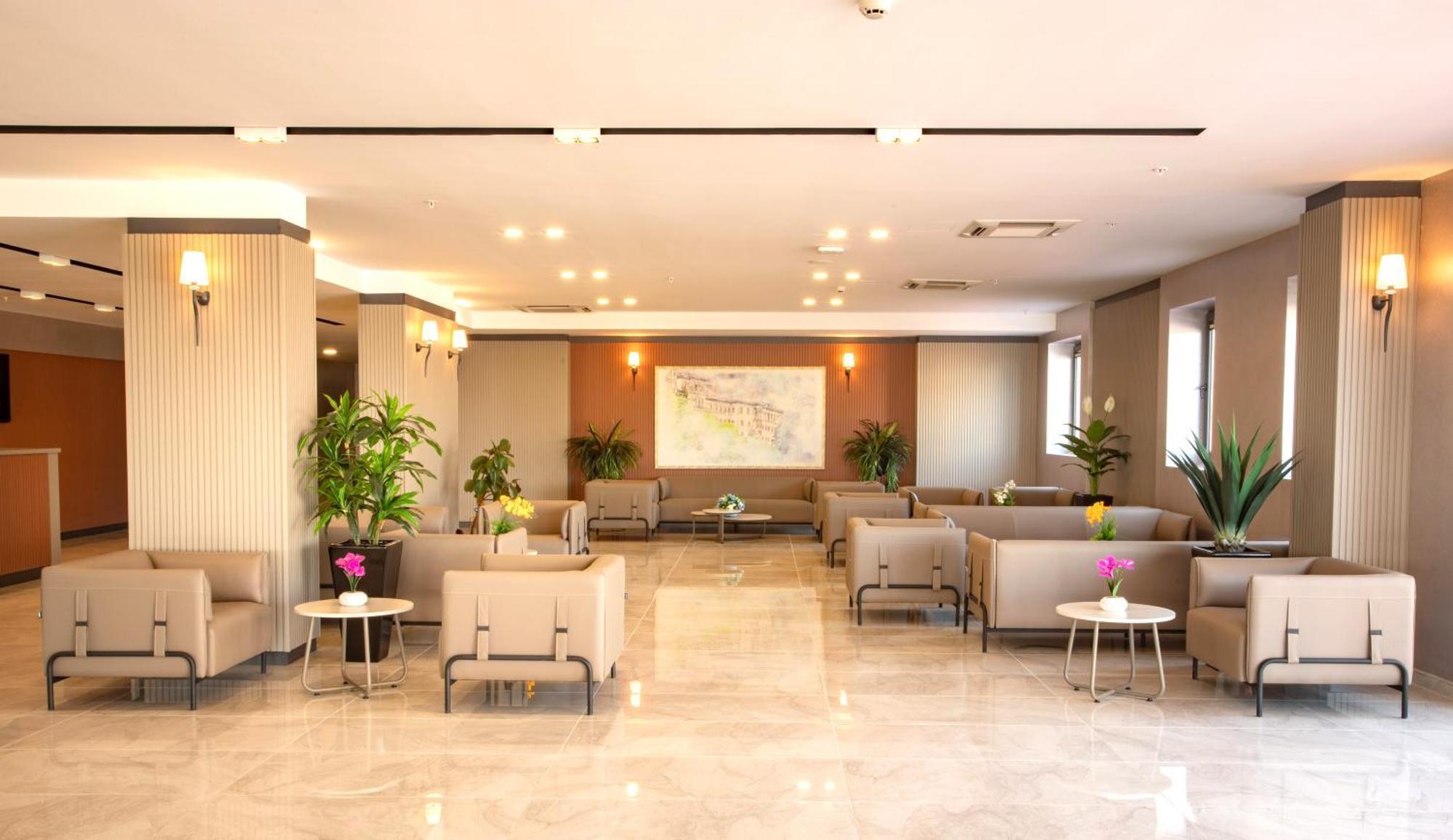 First Joy Hotel トラブゾン エクステリア 写真