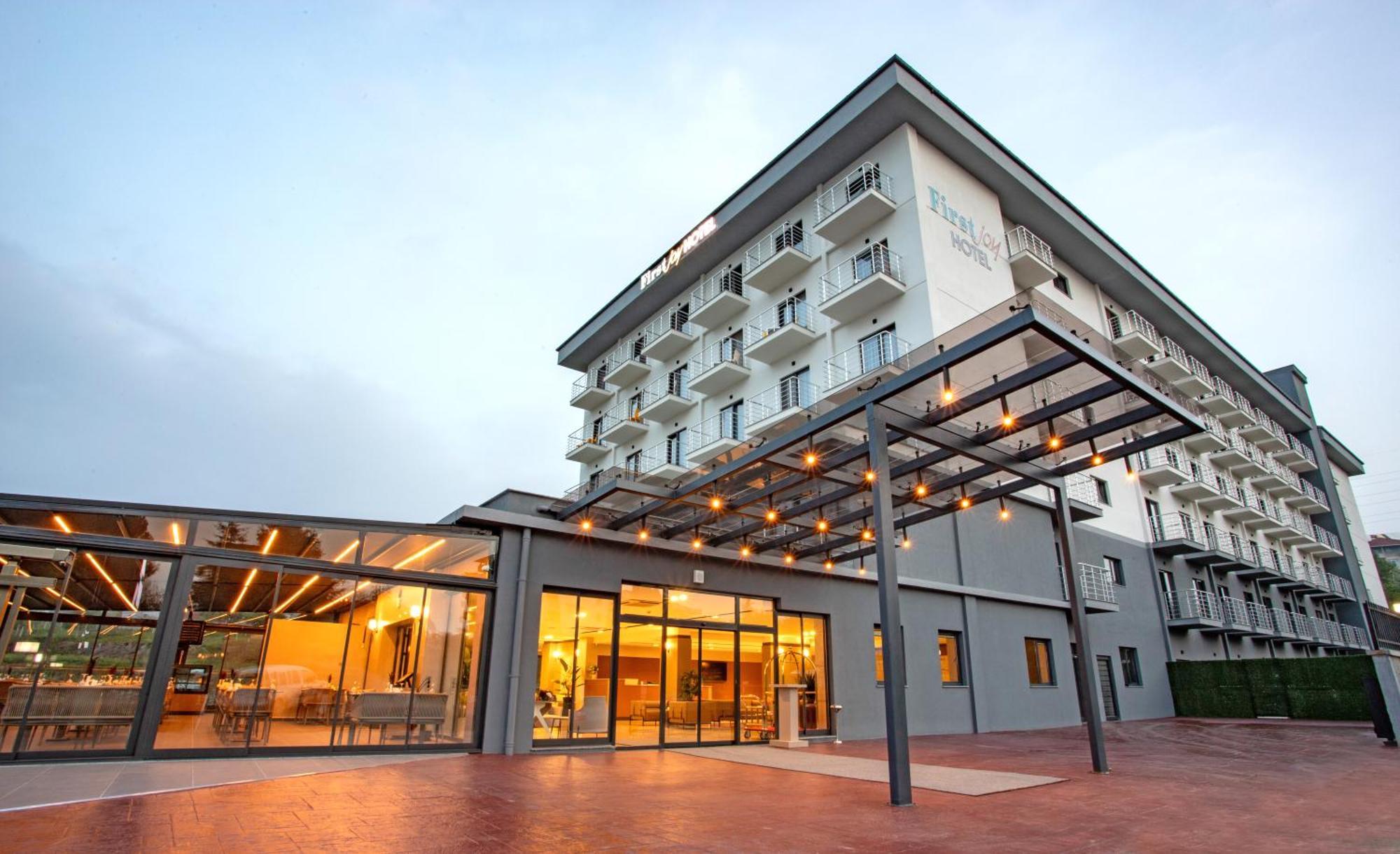 First Joy Hotel トラブゾン エクステリア 写真